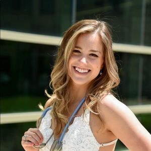 Meet your Posher, Kaleigh